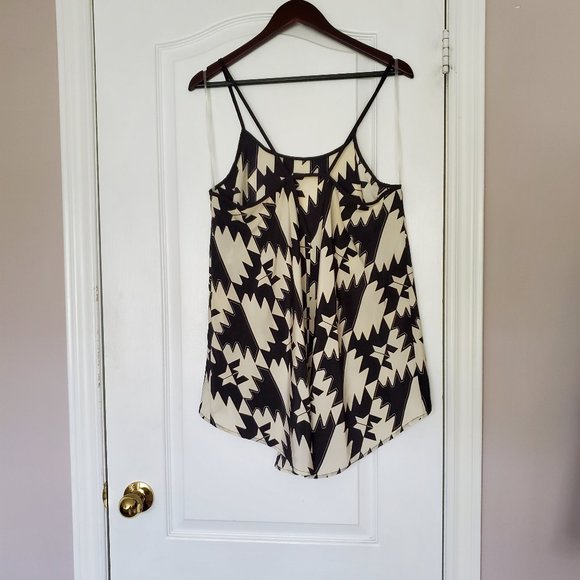 NWOT - NORDSTROM | ELODIE Black & White Tank Top - Picture 2 of 10
